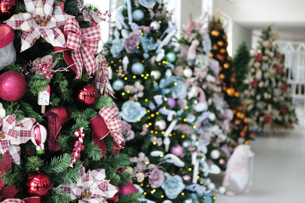 Tree Story, Locações Criativas para sua decoração de Natal – Revista Opinião