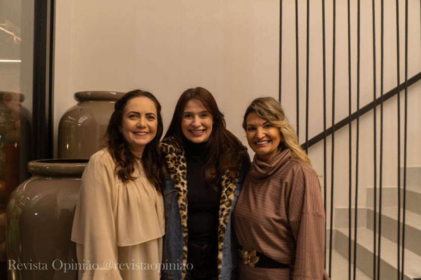 Helia Melo, Mari Nogueira e Alessandra Maruyama